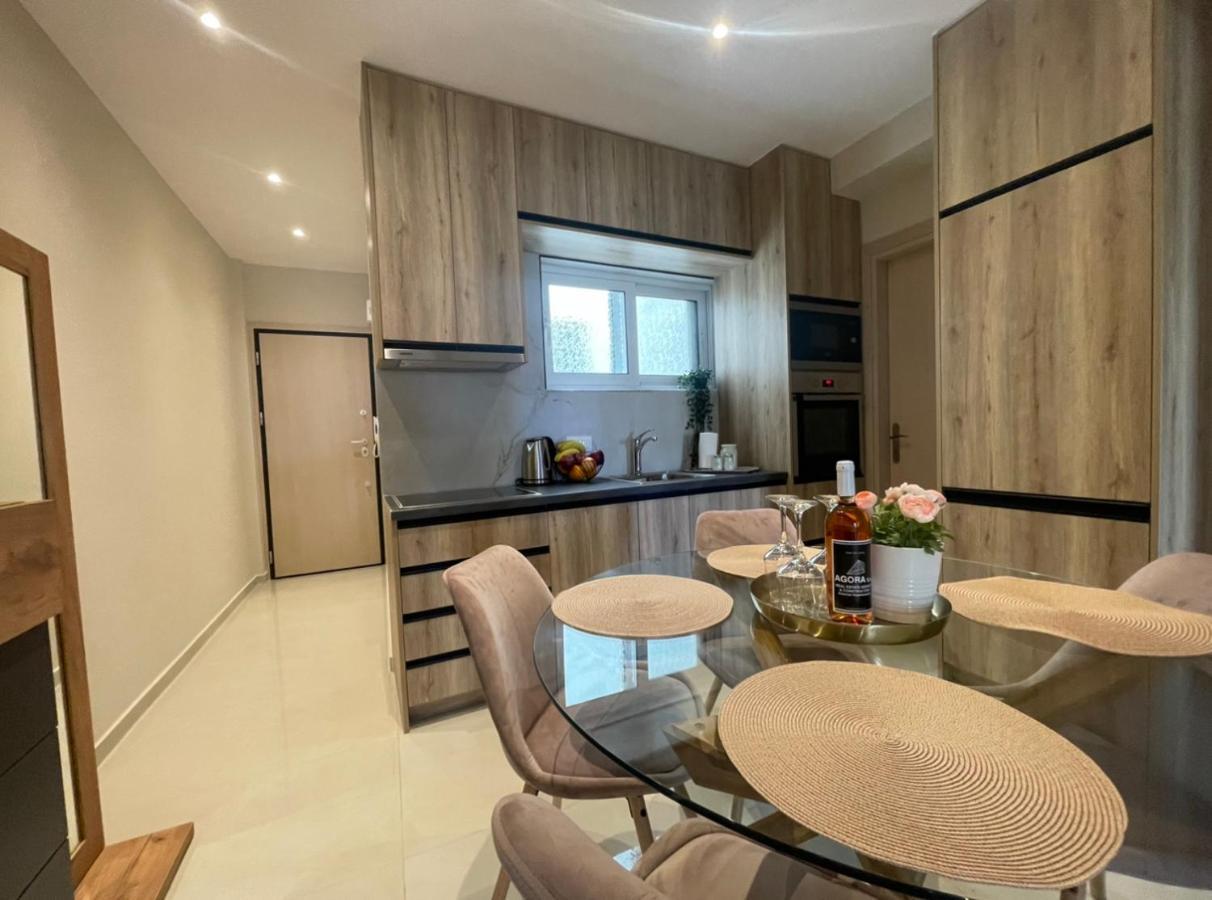Agora Luxury Apartment 3 ลูตรากี ภายนอก รูปภาพ