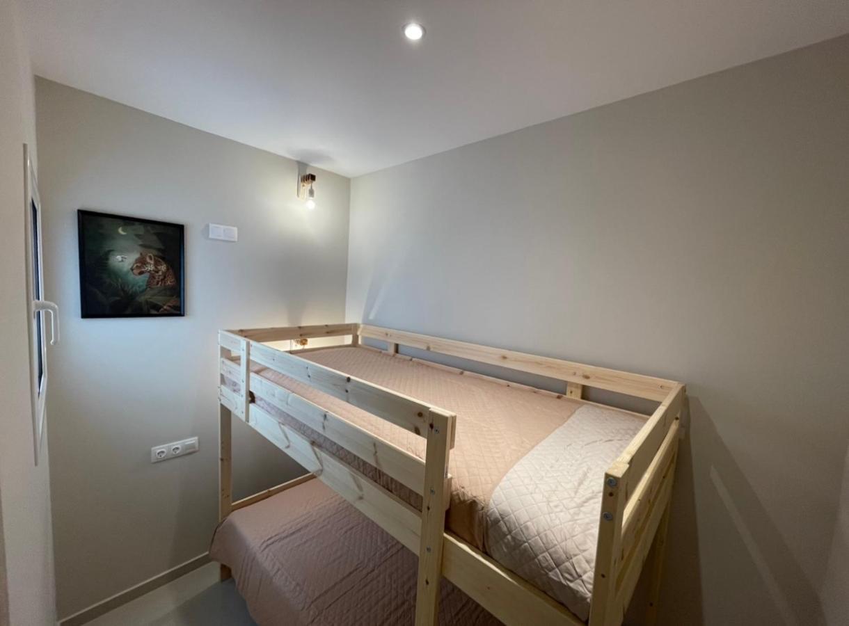 Agora Luxury Apartment 3 ลูตรากี ภายนอก รูปภาพ